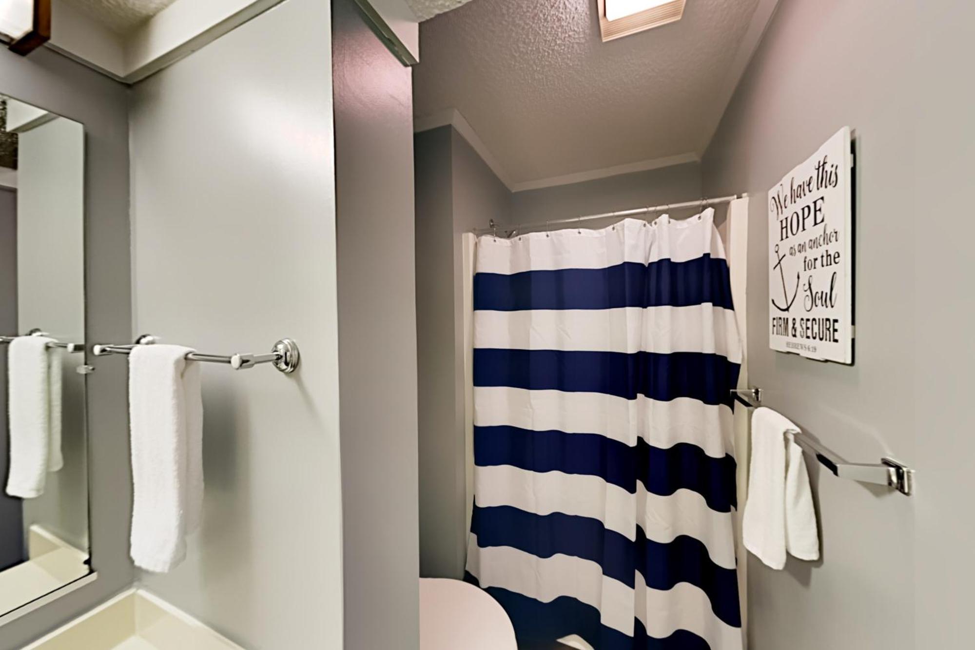 Lodge By The Sea & Fox Lodge Миртл-Бич Номер фото